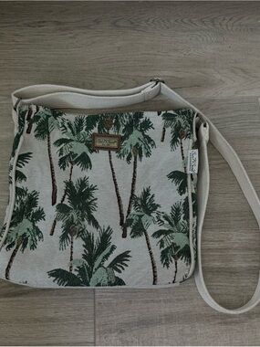 Sea N Sand Cream and Green Palm-Print Crossbody Bag